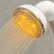 LEDシャワーヘッド 光と水の妖精